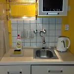 Blisko Deptaka - I Guest house 3*